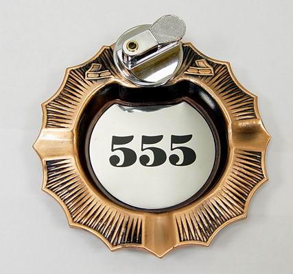 Пепельница с зажигалкой "555" Yifan Fengshun