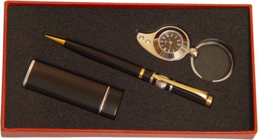 Подарочный набор (ручка, зажигалка, брелок с часами)
